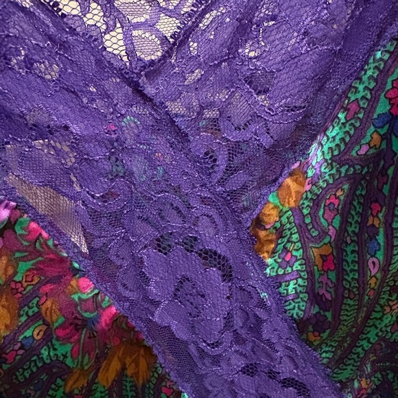 Victorias Secret Vintage Gold Label Lace Trim Multicolor Paisley Nightgown NWT!! - Picture 6 of 14